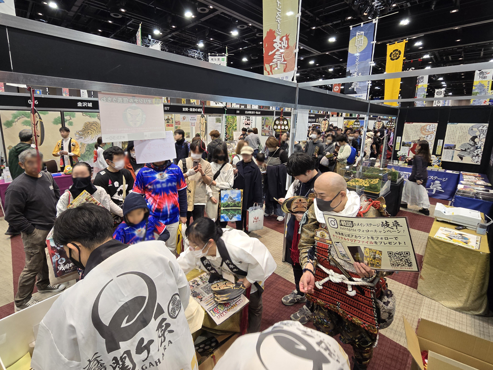 スランプラリーに並ぶ行列の様子